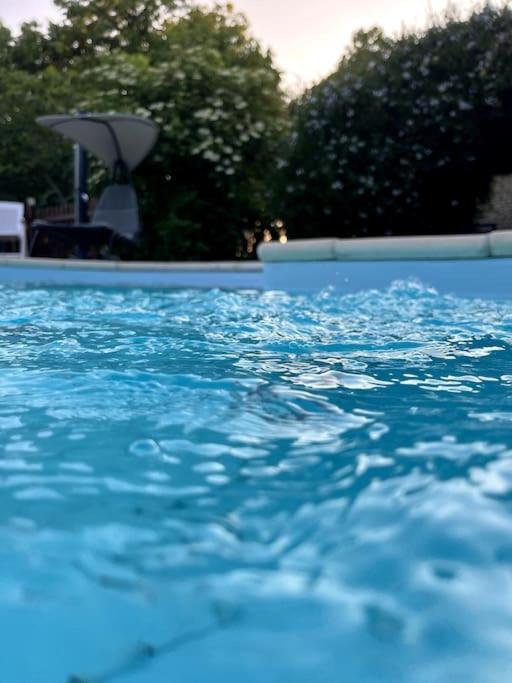 Entire Apartment With Swimming Pool Near Aubeterre Saint-Romain  Exteriör bild