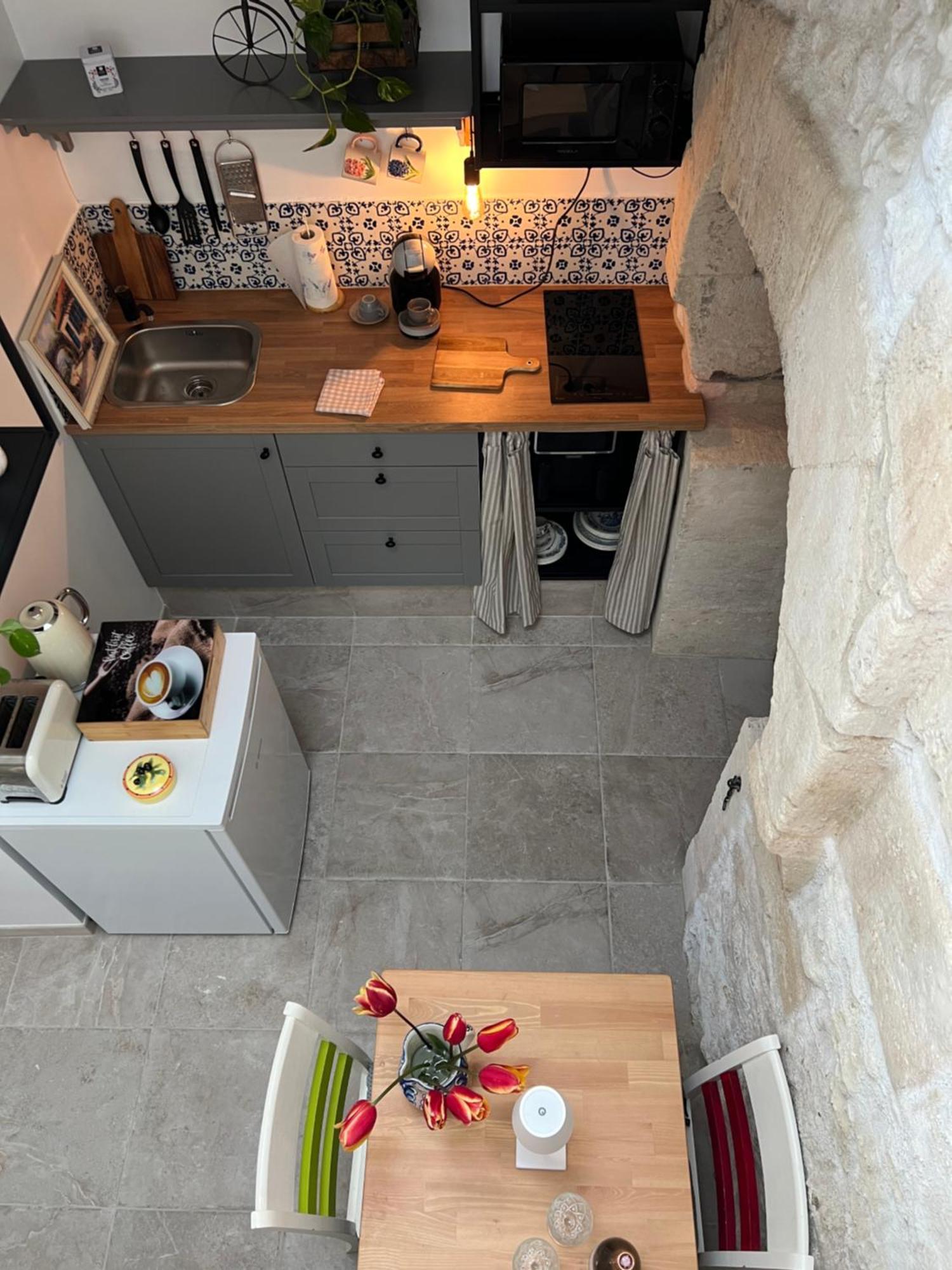 Entire Apartment With Swimming Pool Near Aubeterre Saint-Romain  Exteriör bild